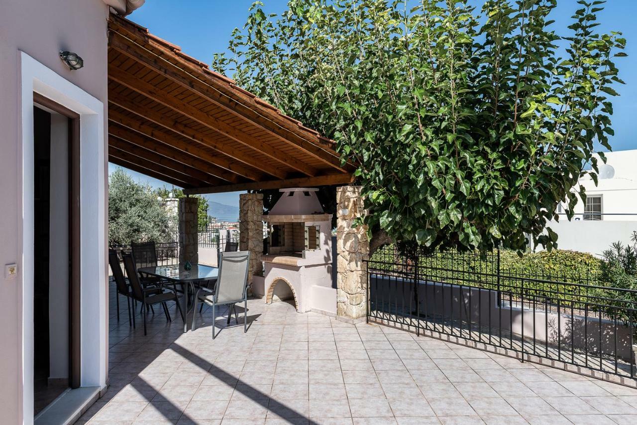 Lila Hill House Villa Stalós Exterior foto